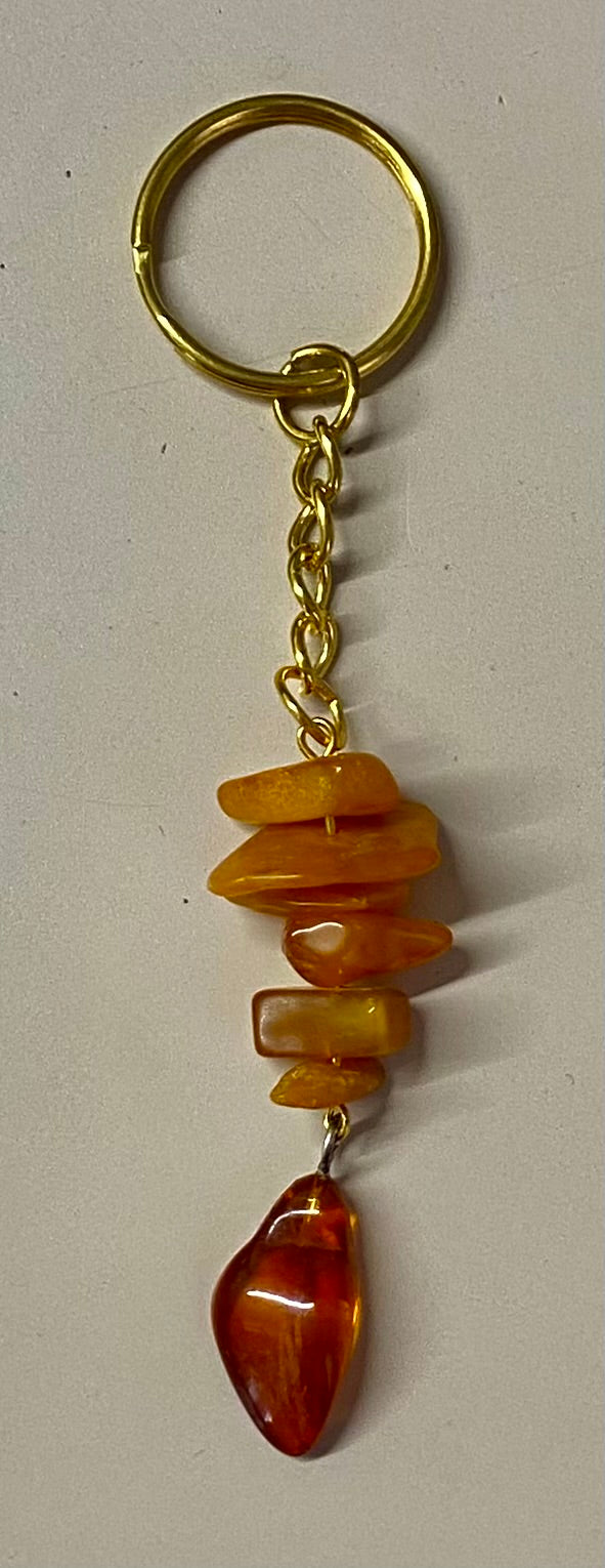 Key chain of natural amber stones (2212)