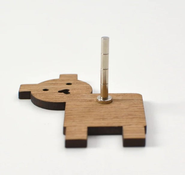 Woody Ruties: Magnetic instrument Squirrel Dog