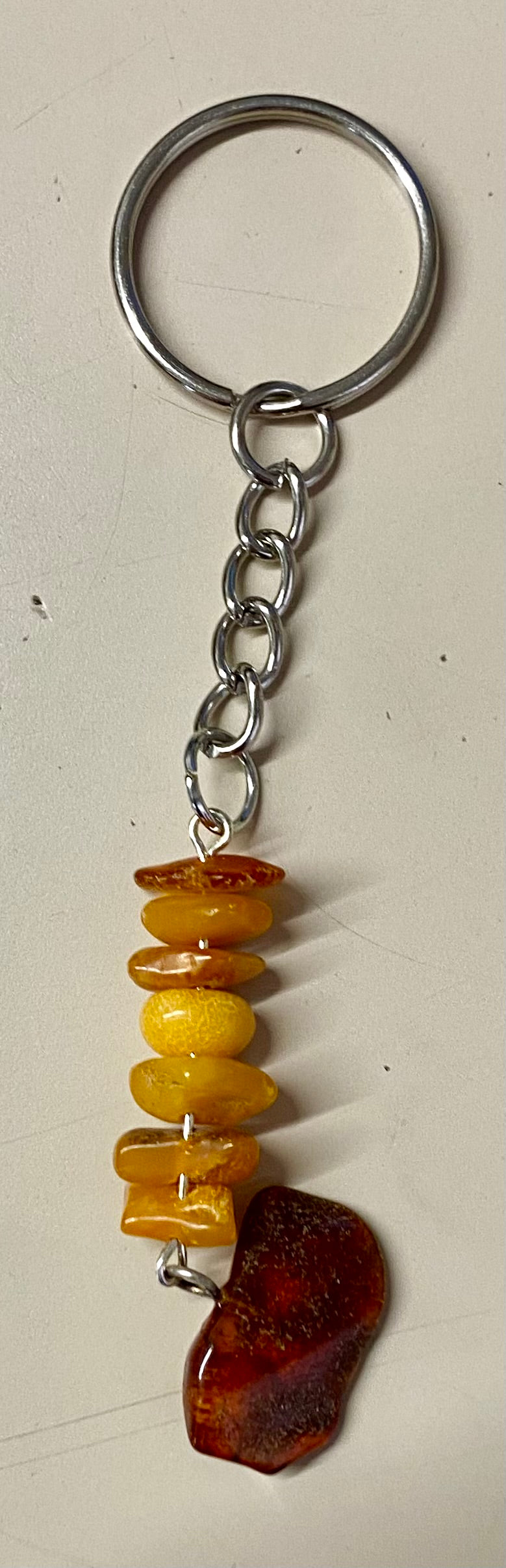 Key chain of natural amber stones (2212)