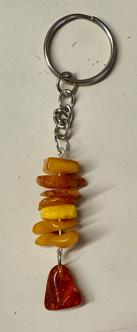 Key chain of natural amber stones (2214)