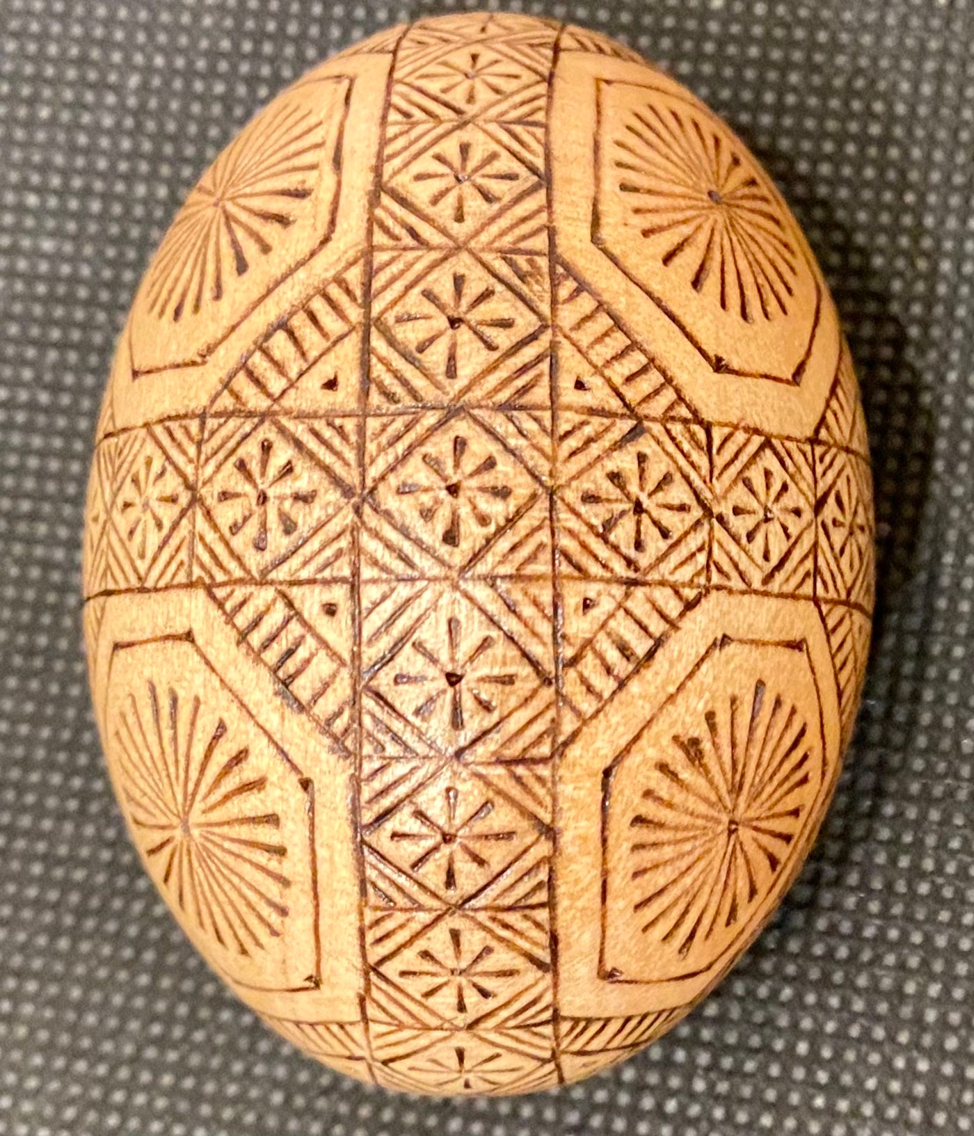 Pyrography Egg (0648)