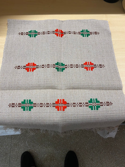 Linen Table Runner w/ Orange & Green (3281)