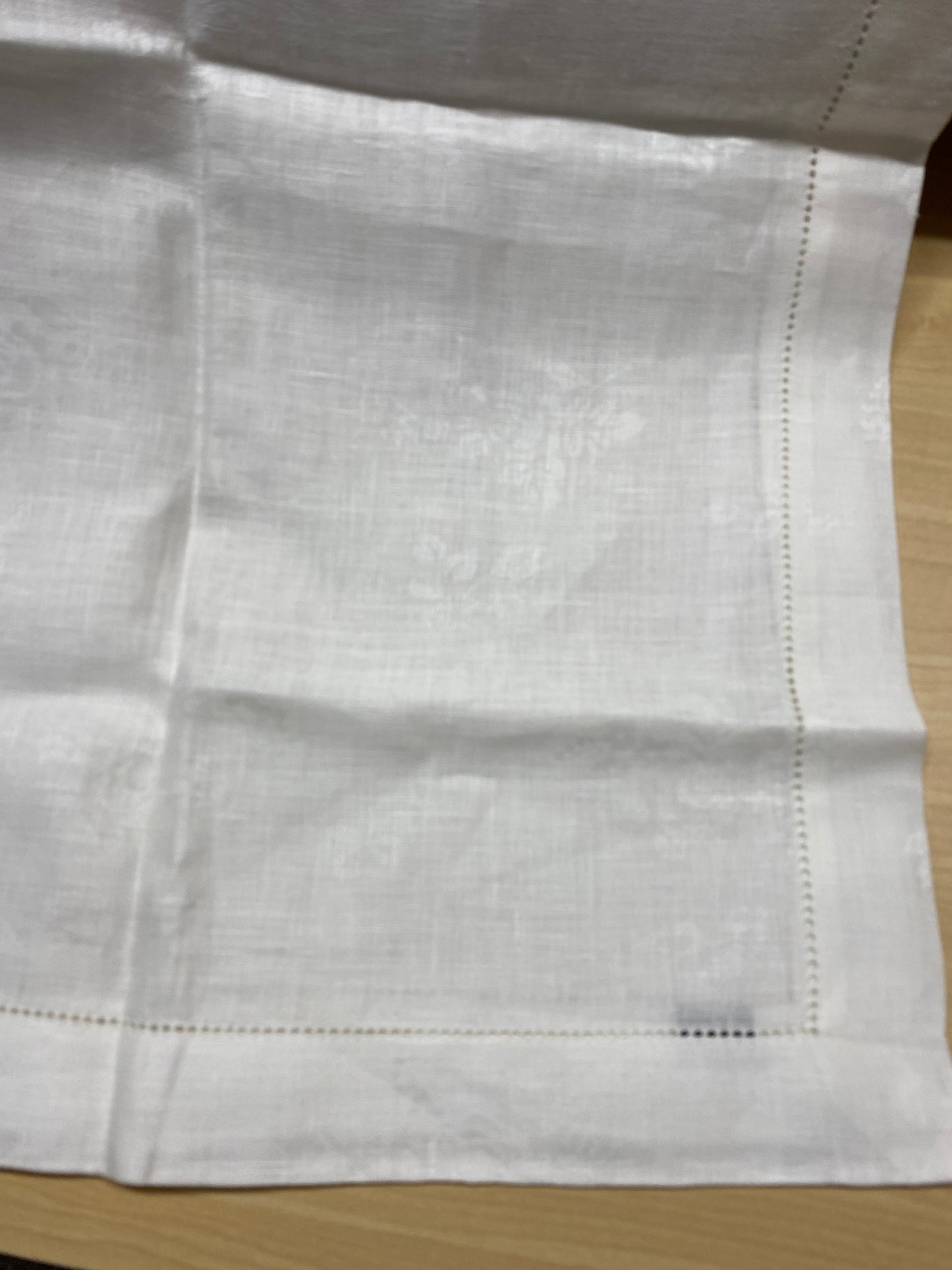 Linen Table Runner (3285)