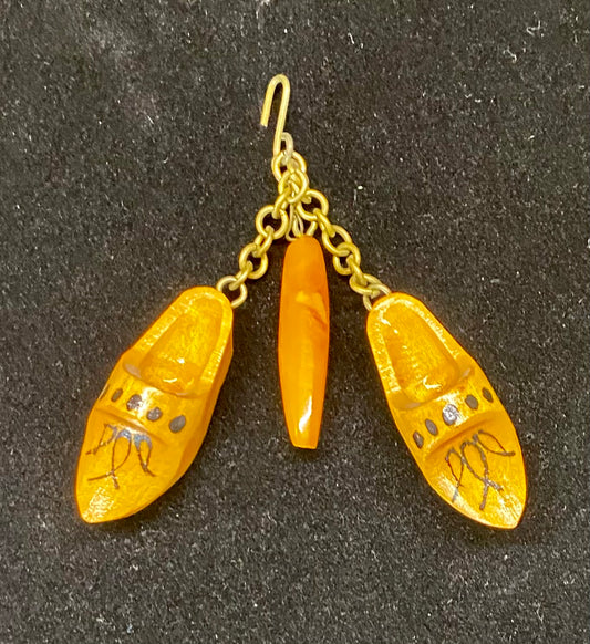 Baltic Amber Pin w/ wooden shoes