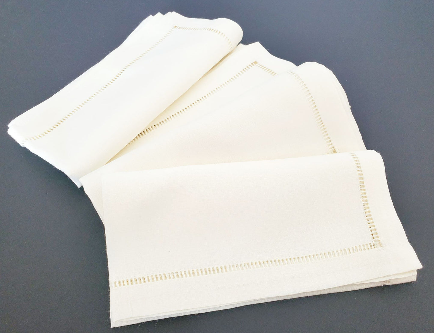 Linen Hemstitch Dinner Napkins, Set of 4 (3258)