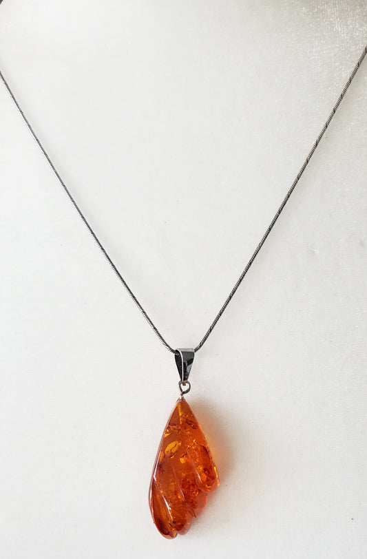 Amber Oak Leaf Necklace
