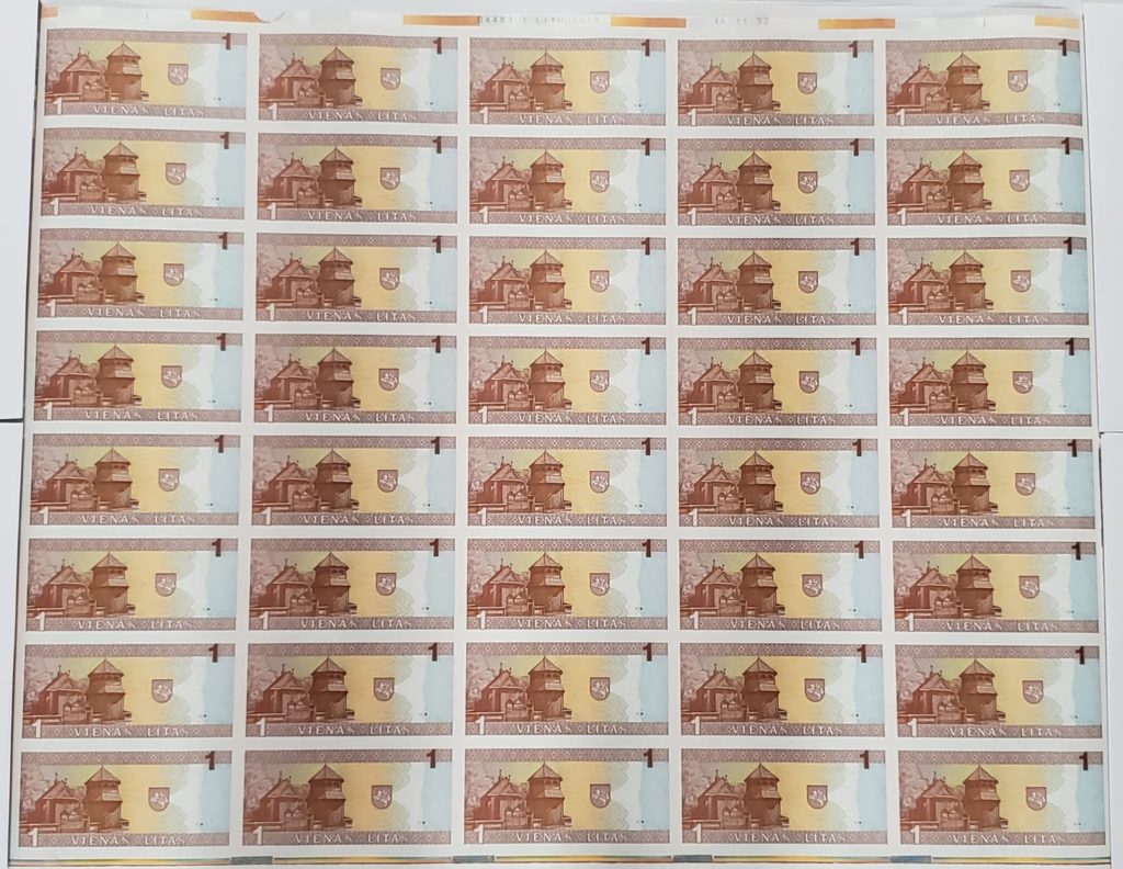 Lithuania 1 Litas Uncut Sheet ,40 Banknotes