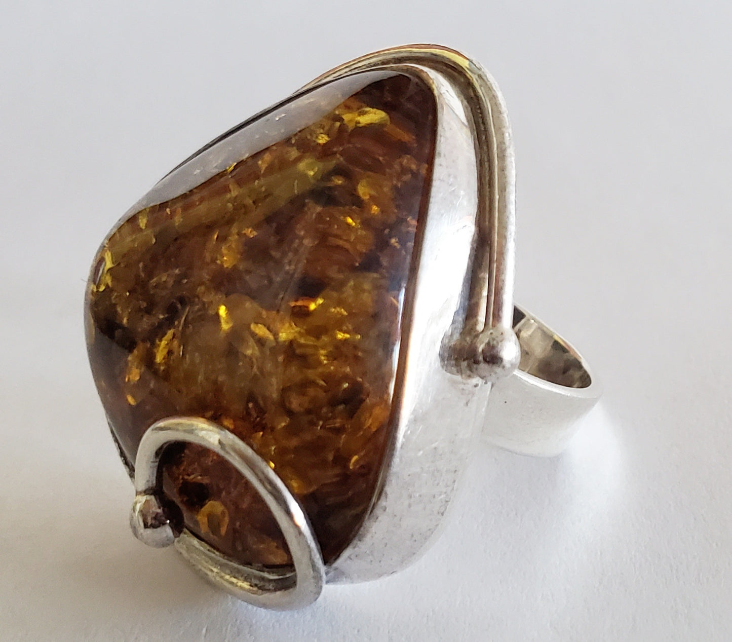 Baltic Amber & Silver Ring (0953)