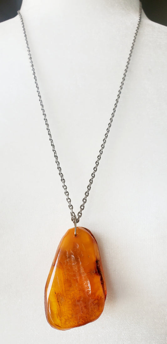 Vtg. Baltic Amber Pendant Necklace